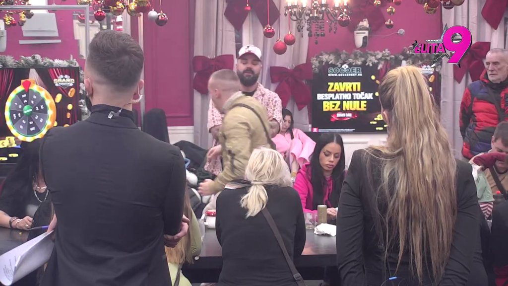 OVO NIKO NIJE OČEKIVAO: Matora okrila kada se desila žestoka svađa Aneli i Luke isped Grofice (VIDEO)