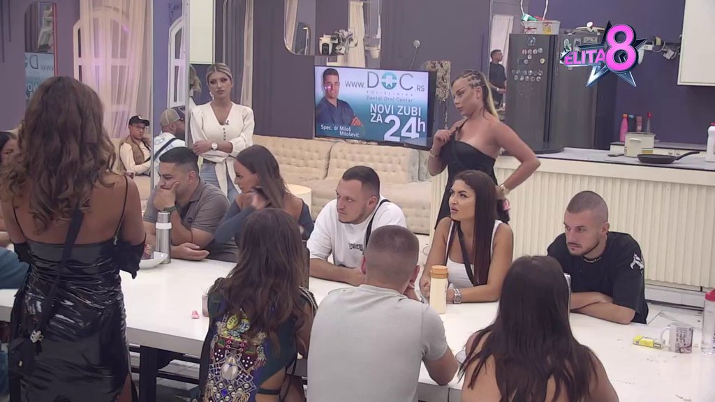Hoćeš da dođem u krevet i da se pomirimo? Anđela pukla zbog Sofije i počela da je urniše uvredama, Gastoz vrišti i govori joj da je BOLESNICA! (VIDEO)