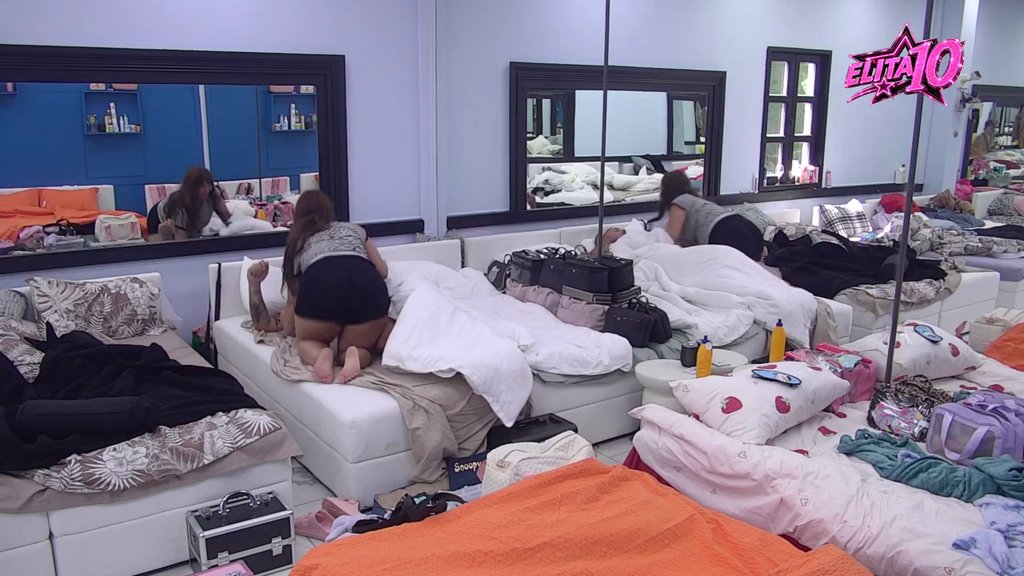 Ni Aneli, ni Laura... Evo koja učesnica se uvukla kod Filipa Cara u postelju (VIDEO)