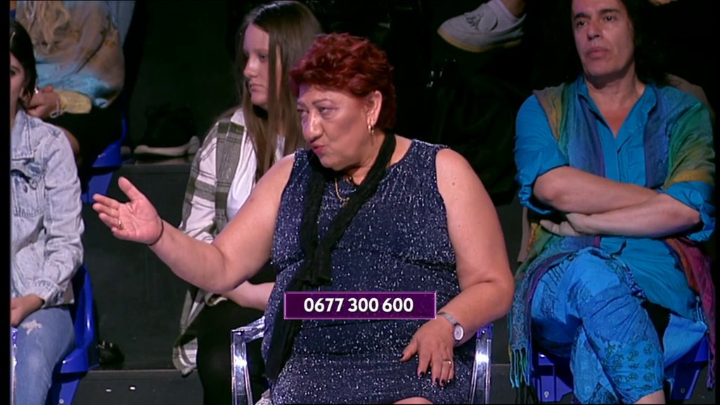 Stigao žestok prekor iz Prokuplja: Gledateljka izrešetala Anu pitanjima o njenoj krađi parfema! Haos u studiju! (VIDEO)