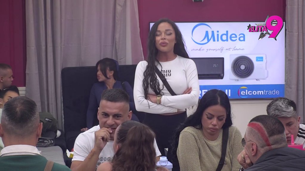 Obezbeđenje napravilo živi zid! Anita i Anđelo izneli novu turu prljavog veša iz njihove veze, Bebica dolio ulje na vatru: Nikad neće voleti Luku kao njega (VIDEO)