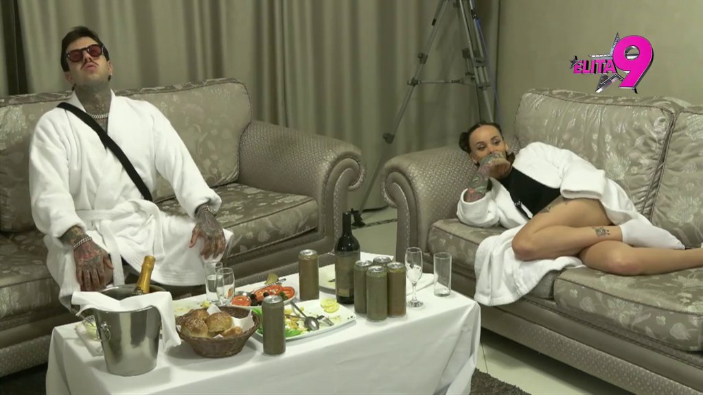 Ne smanjuje gas! Teodora roka Filipa pitanjima: Pobeda u Eliti ili Lores? (VIDEO)