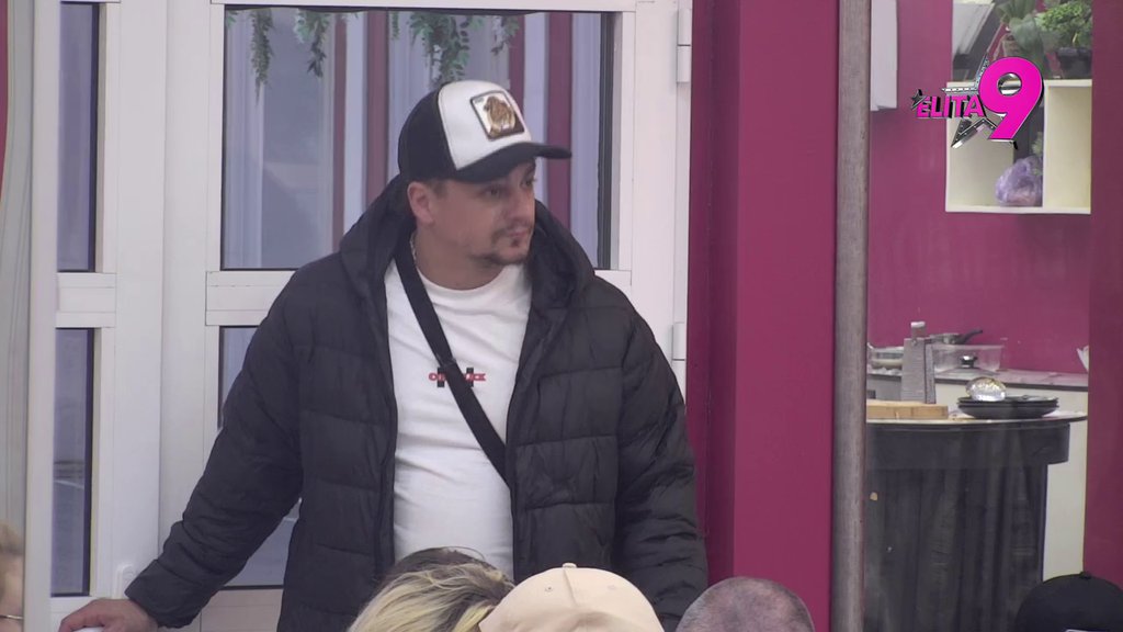 BUKTI RAT! Obračun Boginje i Bore trese Belu kući, Anastasija skočila kao oparena i dala ultimatum bivšem (VIDEO)