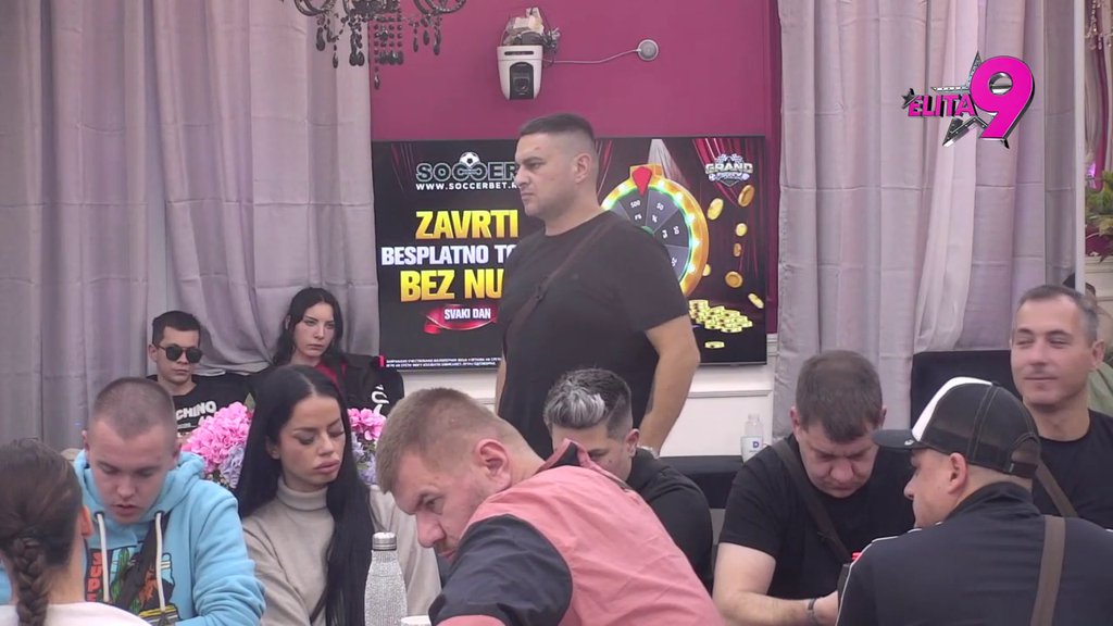 Ne vidi dalje od preljubnice: Bebica sam sebe sroznao na dno, ukućani šokirani njegovim rečima (VIDEO)