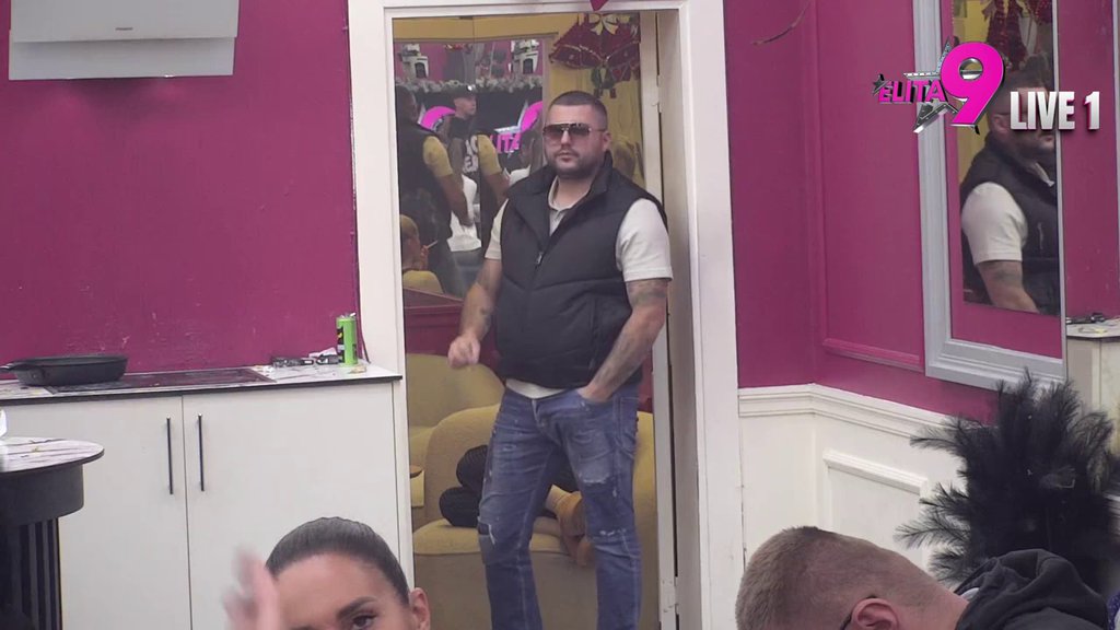 Ona meni zanimljiv, poludela bih od dosade: Maja priznala koliko joj prija Alibaba, priznala da li će mu pružiti šansu! (VIDEO)