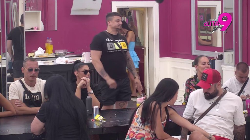 STAHUJE OD SUDA MILICE VELIČKOVIĆ?! Jovana na jedvite jade priznala privlačnost između Terze i nje, učesnici je stavili na stub srama! (VIDEO)