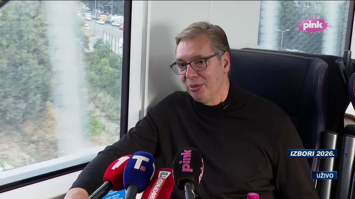 UŽIVO NA TV PINK I PINK.RS Vučić vozom ide na skup 'Ujedinjene Srbije' u Novi Sad: Presvučem se u kafiću, čekam Fica tamo, a onda zajedno na trg