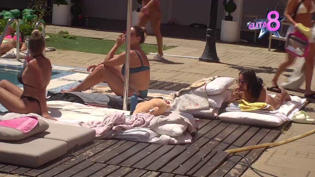 Ne štede nikoga: Kačavendin klan opleo  po cimerima, ubeđene da je Marinković kriv za jednu stvar, a nisu poštedeli ni NJU (VIDEO)