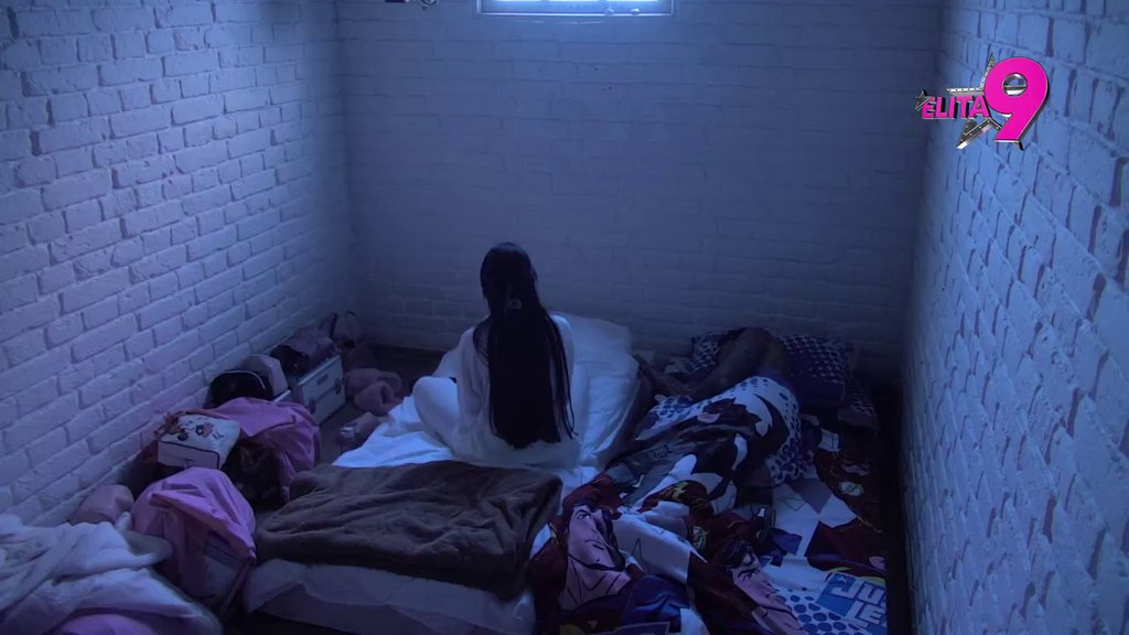 Ko je spojio dušeke? Anita šokirana prizorom u izolaciji, Filip je dočekao kao nekad (VIDEO)