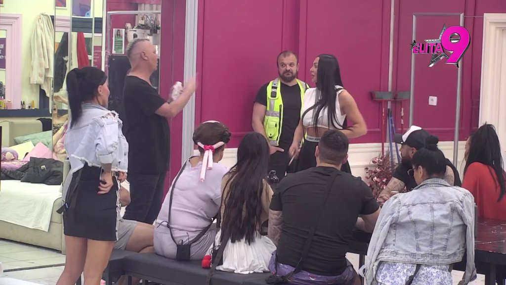 IZGOVORI NISU URODILI PLODOM: Dušica izjavom da je iz inata bivšem momku legla sa Filipom u krevet navukla GNEV UČESNIKA, ostali zgroženi njenim pravdanjem! (VIDEO)