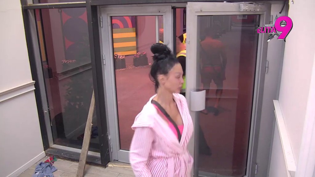 SROZALA SI ME, PREMA TEBI SAM BIO ISKREN: Asmin ne želi ni da čuje više za Maju, poručio da je deo njegove prošlosti kao Aneli i Stanija! (VIDEO)