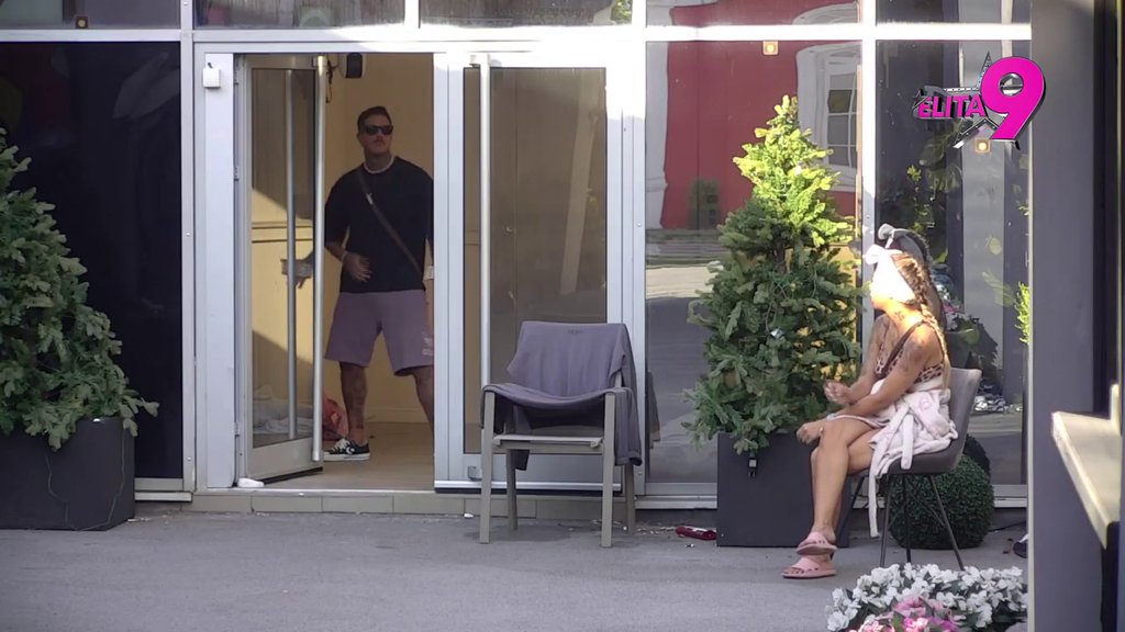 Pali odavde: Filip uspeo da totalno izludi Aneli, automatski ga oterala iz hotela! (VIDEO)