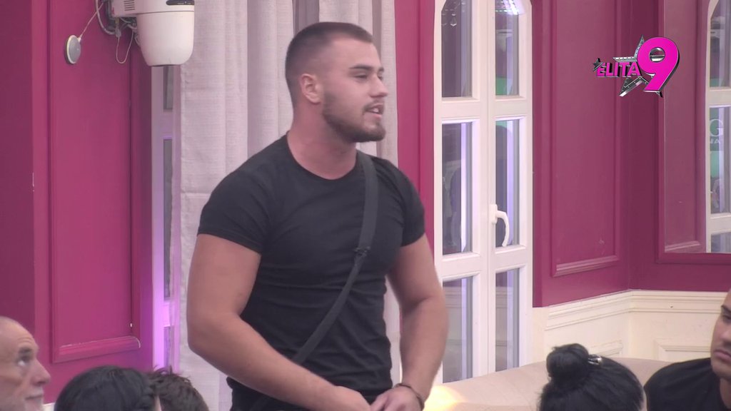 Niko ne može da nas poremeti: Anđelo dušebrižnicima zapušio usta, niko ga neće odvojiti od Stanije! (VIDEO)