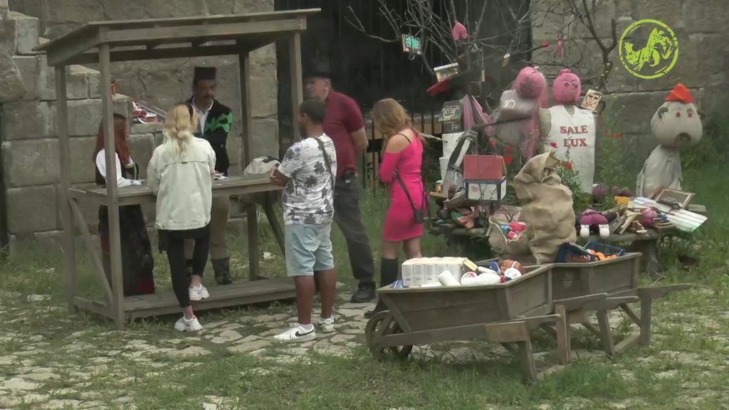ODGOVARALA ZA DUVAN, PA KIKSNULA! Rea se još jednom debelo izblamirala (VIDEO)
