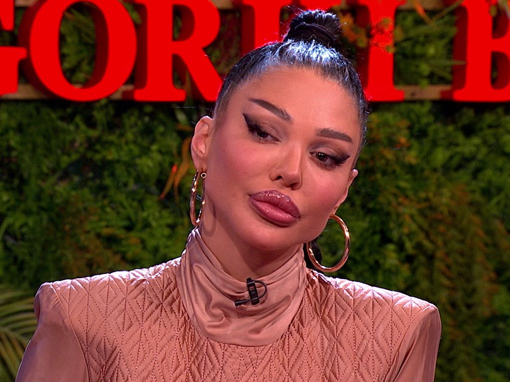 TO BI ZA NAS BILO VELIKO PONIŽENJE! Mustafa zbog Maje kivan na sina Asmina: Iskorišćava ga i manipuliše!