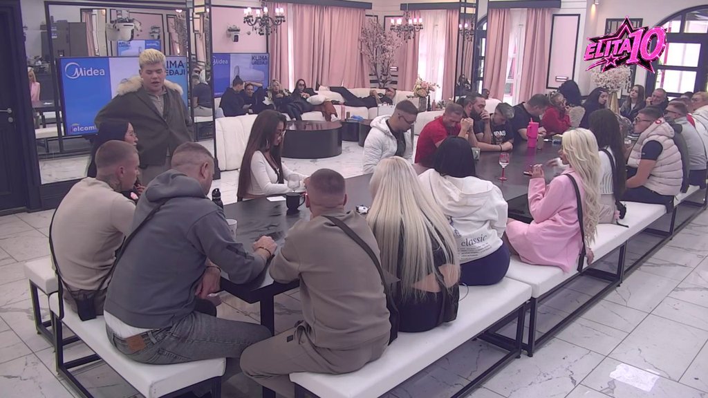 Rekla si da sam birala sanduk Lepom Mići: Anđela servirala Sanji hladu osvetu zbog teških optužbi! (VIDEO)