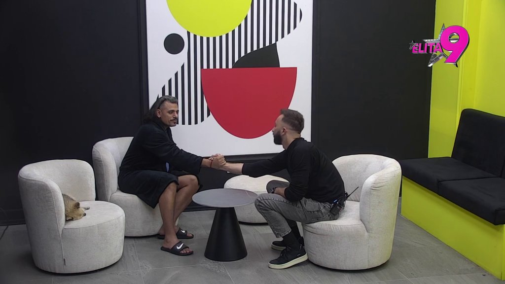 Ona bi najviše volela da Luka smuva Maju: Bora Santana razvezao jezik o Aneli Ahmić, dao rok Filipu i Teodori za ulazak u vezu! (VIDEO)