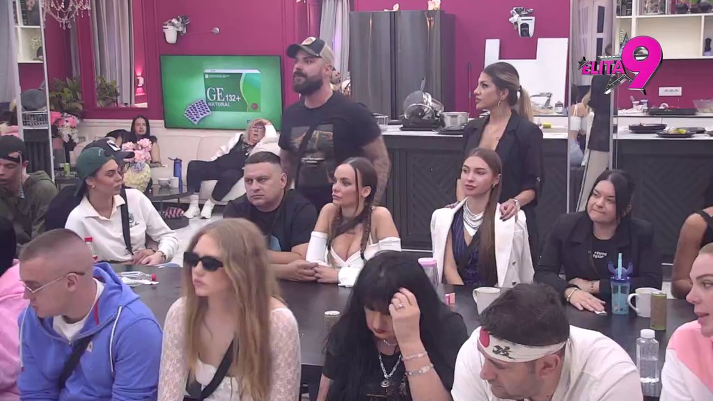 Totalno pomračenje Luke Vujovića: Aneli ga isprozivala da glumi žrtvu, Anđelo mu do kraja skinuo masku! (VIDEO)