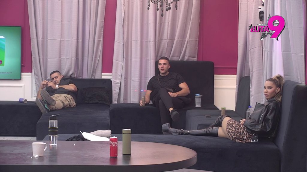 Drugo je kad on priča sa najboljom drugaricom devojke... Anđelo poručio Aneli da se ništa ne brine, uvideo kako Luka prevrće priču (VIDEO)