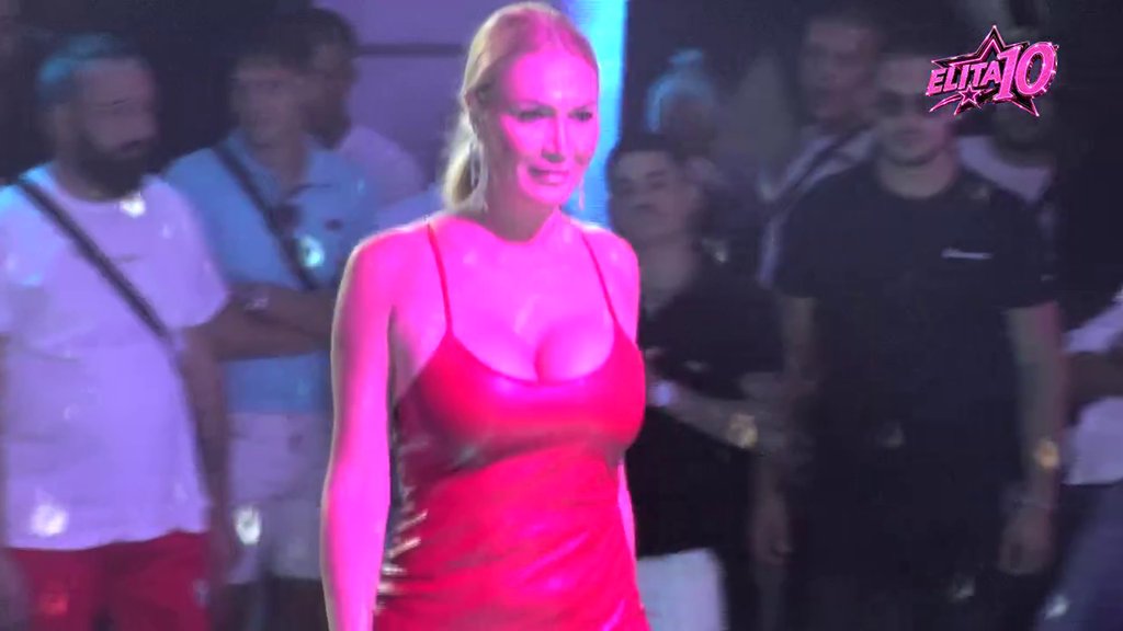 Mirjana Zuzija zapalila scenu: Održala čas mladim devojkama, harizma joj je drugo ime! (VIDEO)