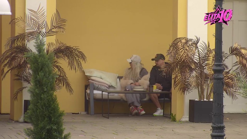 Ponašanje ti je katastrofa! Terza iskritikovao Gloriju zbog žurke, ona se gorko pokajala: Žao mi je zbog svega (VIDEO)