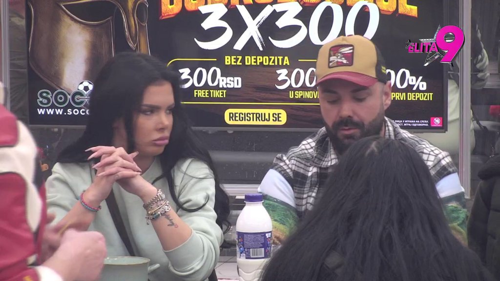 Zaostao si deset godina, treba da budeš šmeker i džentlmen, sve radiš DA BLATIŠ Aneli! Jakšićka urnisala Luku, Vujović POČEO DA SKAČE OD MUKE! (VIDEO)