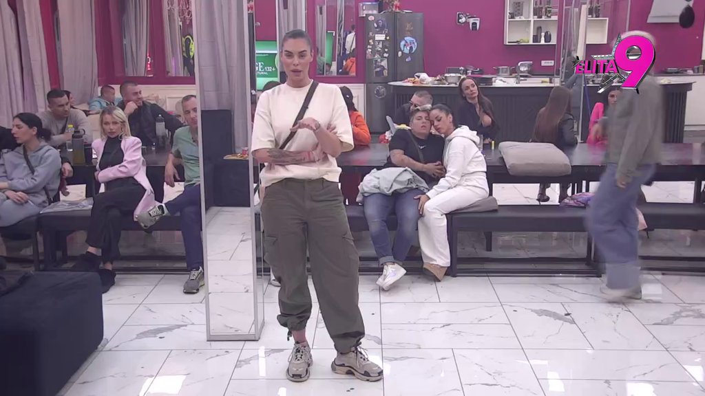 Takmičari zgroženi: Zbog vrele akcije Maje i Alibabe ne dolaze sebi, ponižavaju ih kako stignu! (VIDEO)