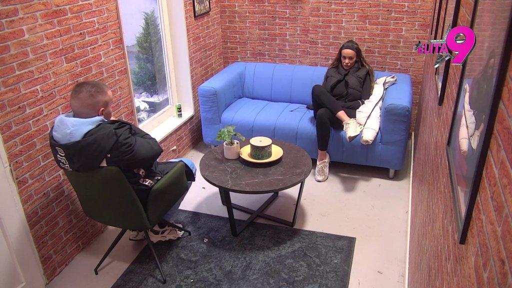 OPLELA BEZ ZADRŠKE! Teodora bez blama napljuvala Bebičinu majku, pokušava da opere sebe (VIDEO)