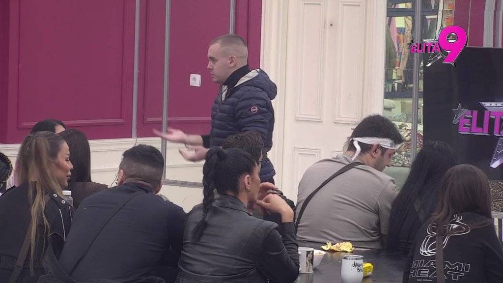 Imam keca u rukavu, sve karte ću otvoriti: Dača najavio Aniti žestoko raskrinkavanje navodne afere nje i Relje Popovića! (VIDEO)