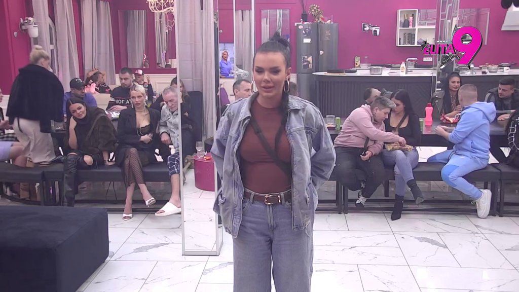 Svi problemi otišli pod tepih: Anita ponovo od paklenog odnosa sa Lukom pokušava da napravi idiličan! (VIDEO)