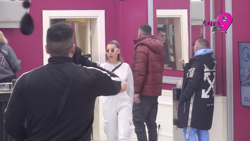 IZGOREO SI OD LJUBOMORE! Ivan Marinković napravio scenu Aneli, Anđelo odmah reagovao! (VIDEO)