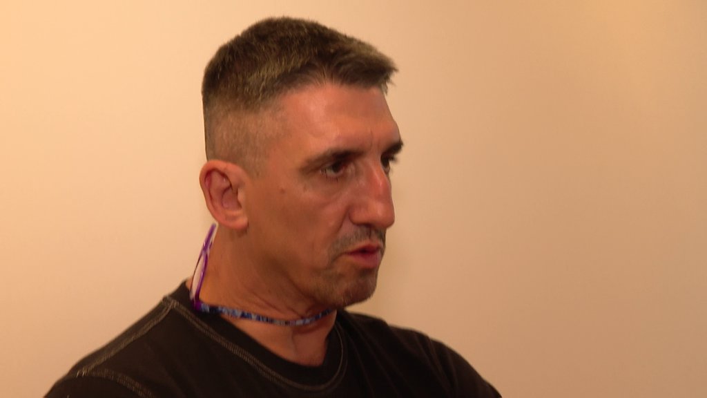 ONA JE ULIČARKA KOJA SE NA HODOČAŠĆU OPIJA! Kristijan Golubović žestoko osolio po Mini Vrbaški, pa otkrio: KRISTINA JOJ JE DAVALA NOVAC... (VIDEO)