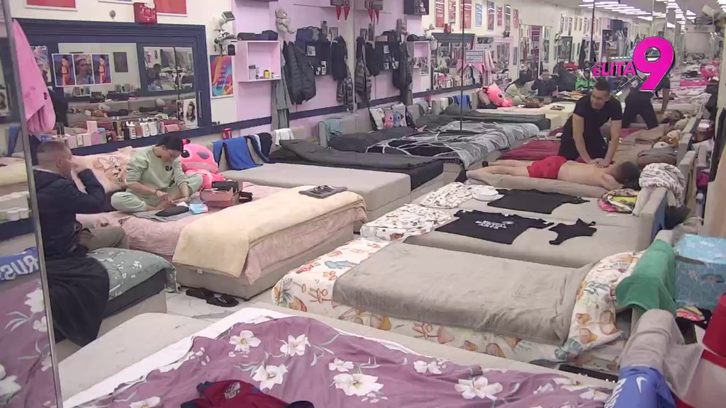 Ima žena koliko hoćeš, nađi sebi: Alibaba skupio hrabrosti i priznao Maji da će je smuvati kad tad! (VIDEO)