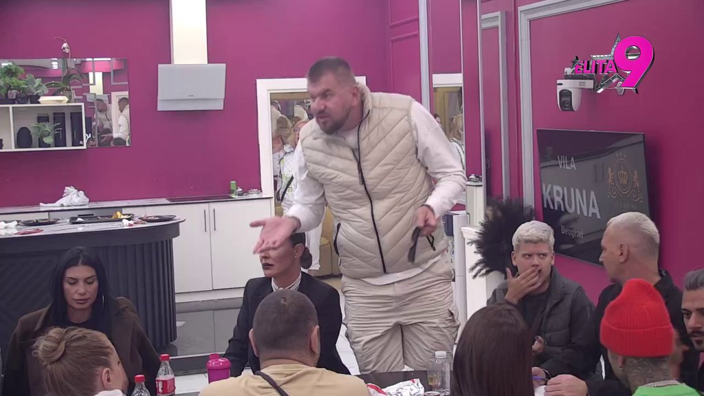 On ima najviše teča u istoriji: Janjuš priznao koliko mu je drag Nerio, Aneli ne skida osmeh s lica! (VIDEO)