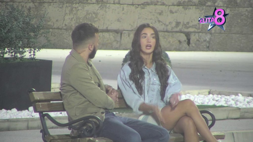 Više nemam kočnicu, gaziću sve koji udare na Gastoza: Anđela žestoko oplela po Eni i svog dečka nahvalila jer se povukao iz rata, a ovo kaže za Karića (VIDEO)
