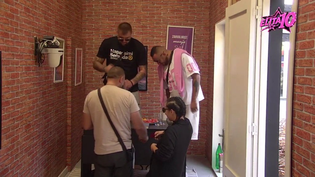 Janjuš i Car venčali Radu i Milana! Oni se zakleli na večnu ljubav i u rijalitiju i posle njega (VIDEO)