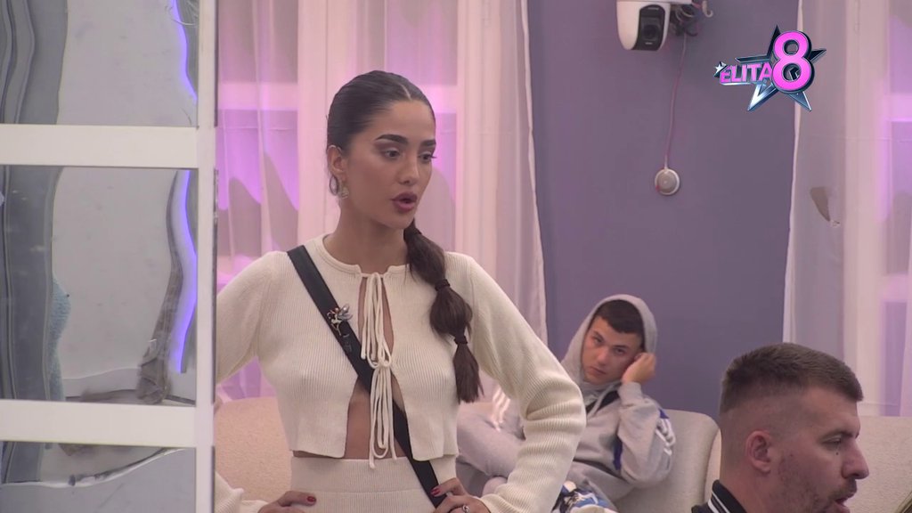HELGA SE VRATILA NA VELIKA VRATA! Gastoz je doveo do tačke pucanja, ona počela da urla na njega zbog Pavla, pa se zaplakala i RASKINULA: Ne treba ti ovaj ODRON, ne trebam ti da te KANALIM (VIDEO)