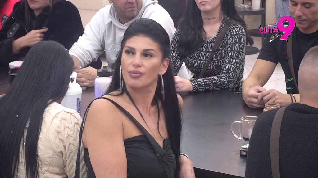 Ovo je sve zanimalo: Milan Stoičković priznao zbog čega je u izolaciju poslao Jakšićku i Mikija Dudića! (VIDEO)