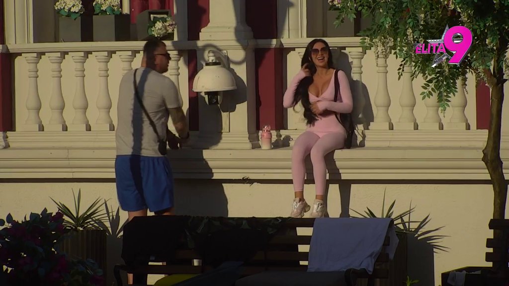 Je l' imam pravo da se zaljubim u tebe? Janjuš otvoreno MUVA Staniju, ona mu lupila zid: Imam kodekse prema bivšima svojih drugarica! (VIDEO)