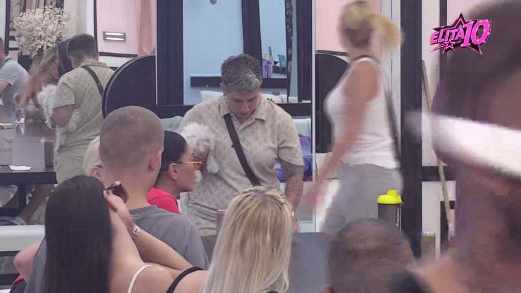 SVI NA PINK! Upravo kreće RADIO AMNEZIJA! Vreme je za dobru zabavu!  (VIDEO)