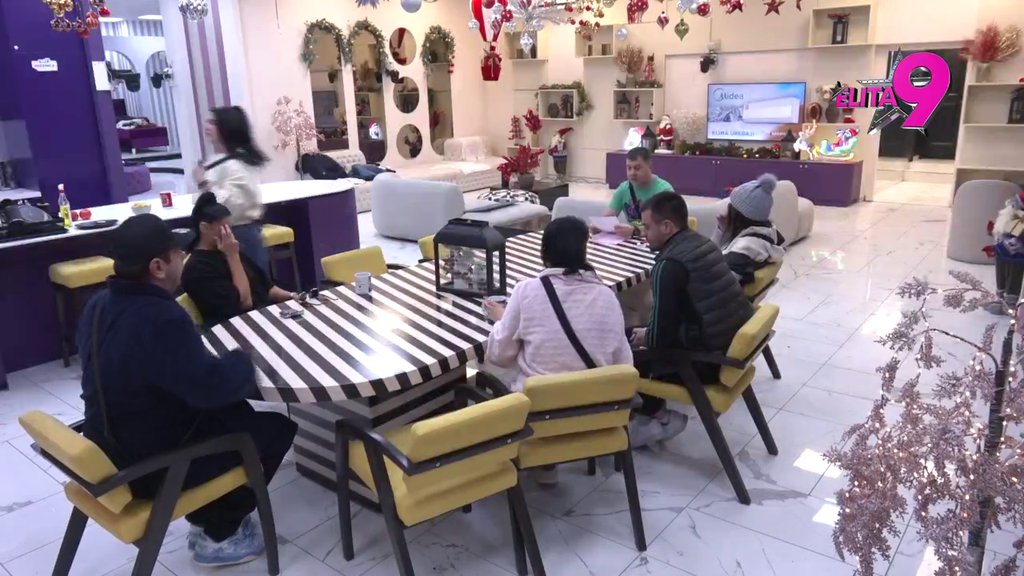 Uživo na Pinku: Počinju nominacije odabranih, nekome će biti ugrožen opstanak u Eliti! (VIDEO)