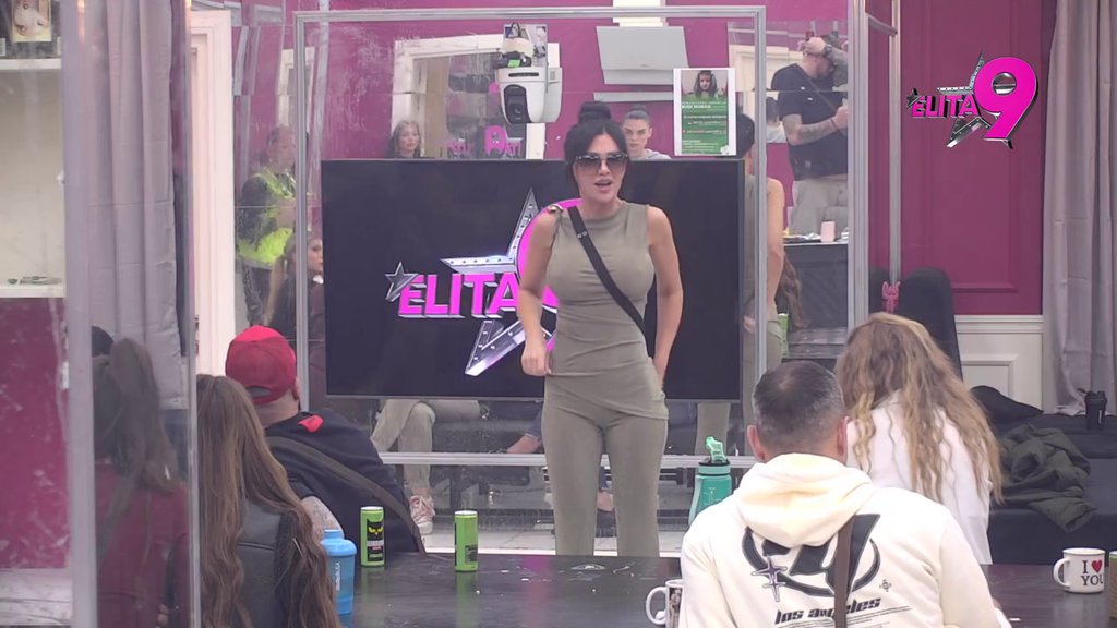 ONA JE NJENA KARMA: Maja lupila Asminu zabranu, ne sme da pogleda Teodoru inače mu pravi HAOS OD ŽIVOTA (VIDEO)