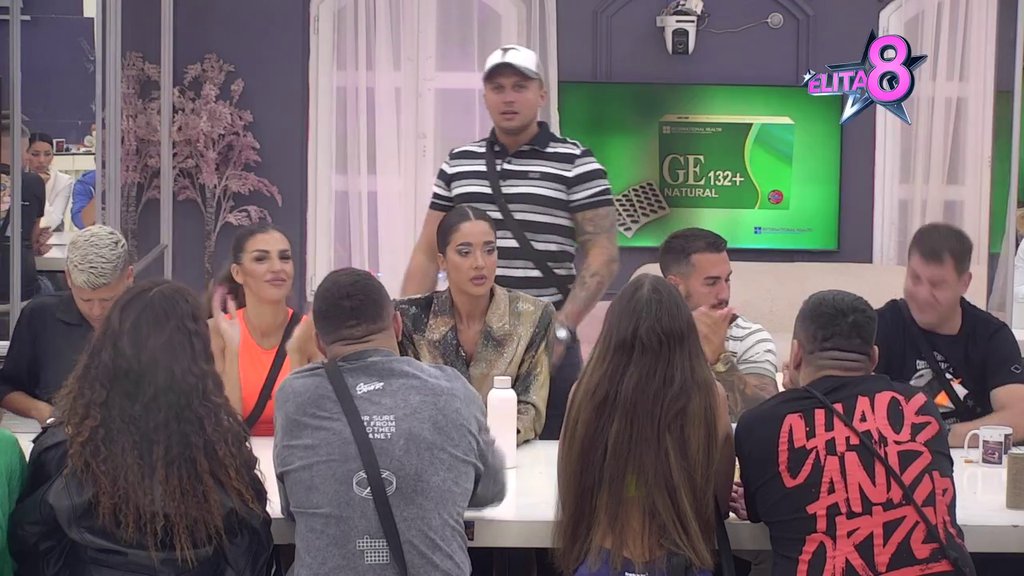 UGROZILA SI MOJU VEZU: Karić se bez dlake na jeziku obratio Anđeli i Gastozu, primetio da je on PROCVETAO bez Đuričićeve! (VIDEO)