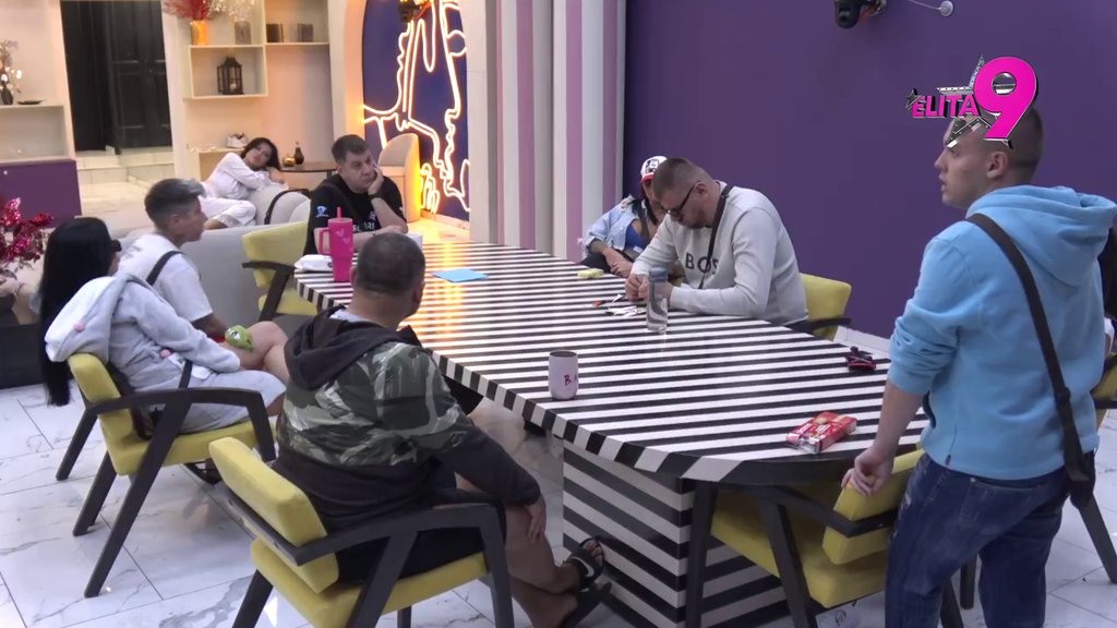 Ima nisko mišljenje o svom ocu: Maja će poludeti kad ovo čuje, Teodora je nikad jače oblatila na nominacijama! (VIDEO)