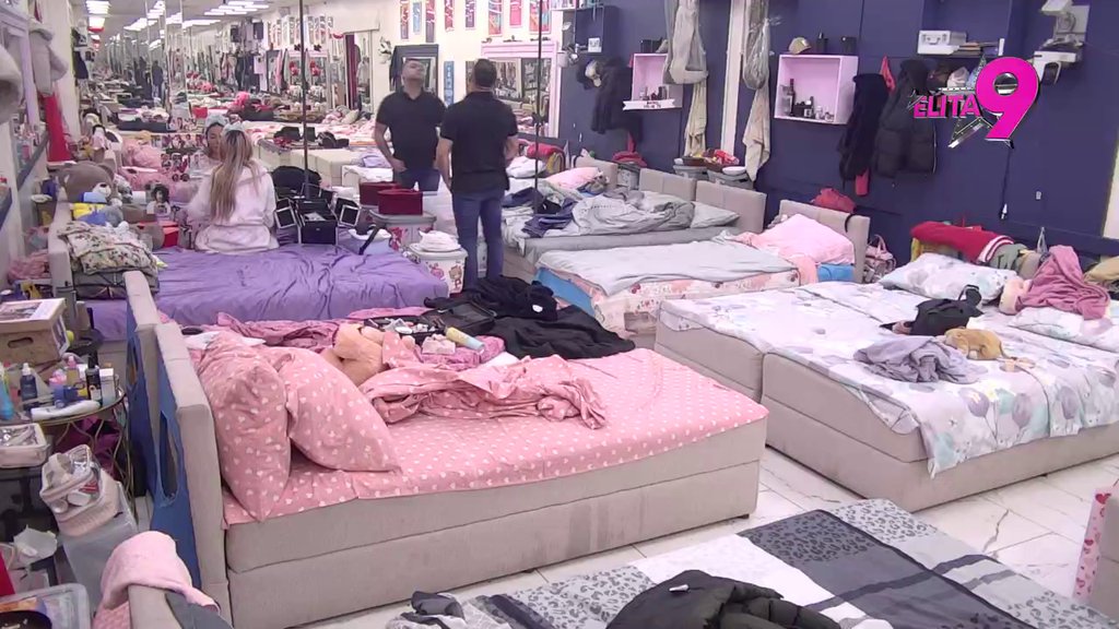 Ova noć ima čudnu moć! Alibaba ne ide bez Aneli na žurku, dokazao kako brine o njoj! (VIDEO)