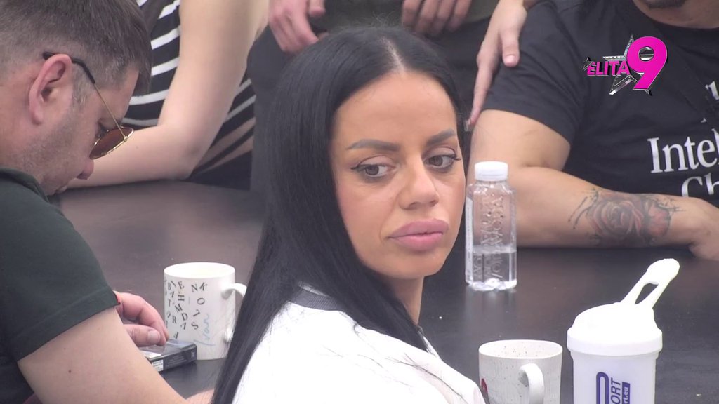 DA POSTOJE SVEDOCI, NE BIH BILA SA NJOM: Matora otkrila da bi dala Dragani ŠUT-KARTU kada bi joj neko rekao da je flertovala sa drugom osobom! (VIDEO)