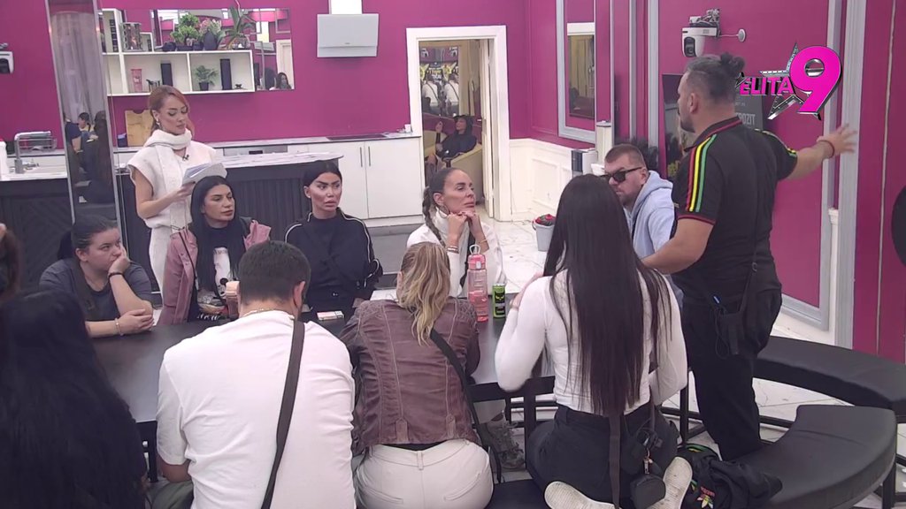 Maja potpalila, ona otresena: Marinkovićeva likuje nad totalnim padom Teodore Delić, Asmin raskrinkao sve: Bebica je video da... (VIDEO)