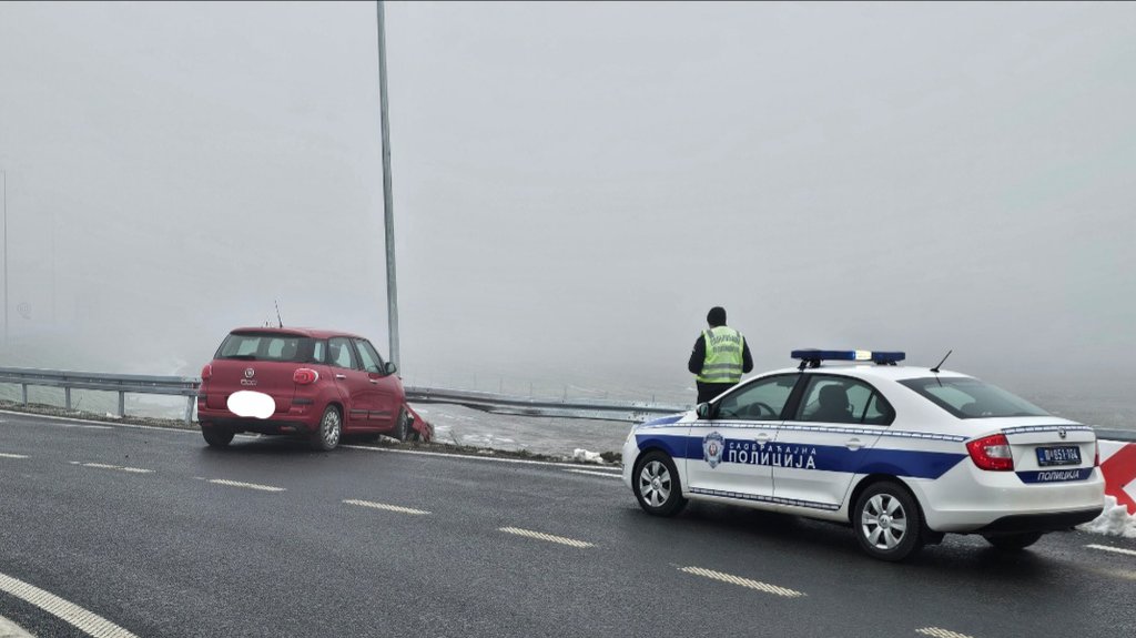 Dve osobe poginule u saobraćajkama u Južnobačkom okrugu: Policija sankcionisala 530 prekršaja