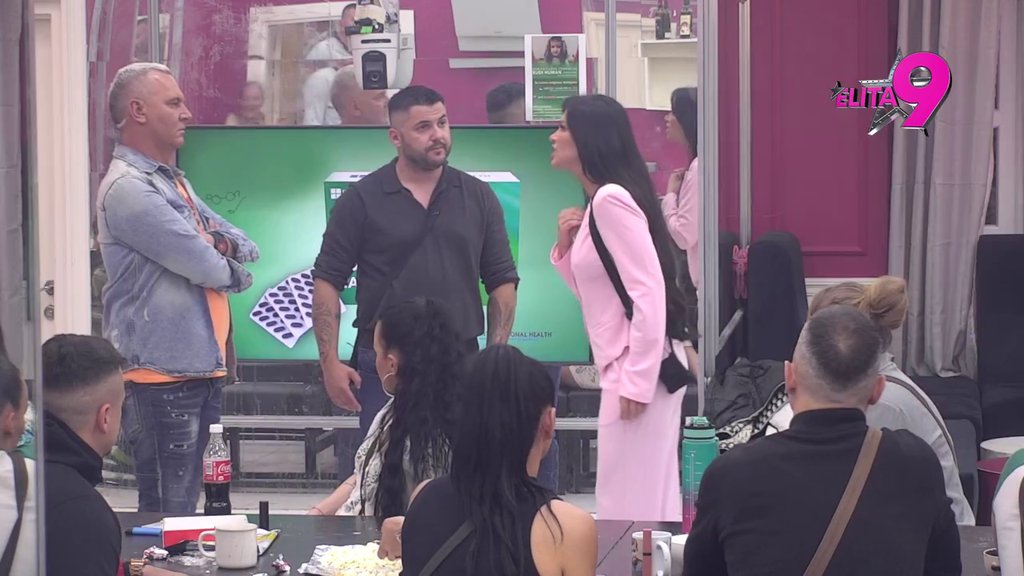 Ne smiriju se: Asmin daje sve od sebe da ponizi Staniju i Aneli, nazvao ih ku*vama, pa pokušao da opere svoje grehe vređajući njih (VIDEO)