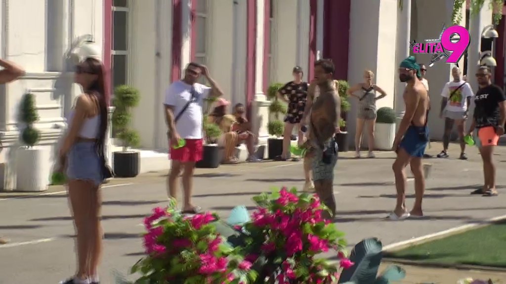 TOTALNI FIJASKO: Janjuševa grupa doživela debakl na loptica izazovu! Janjušević pobesneo poput razjarenog bika! (VIDEO)